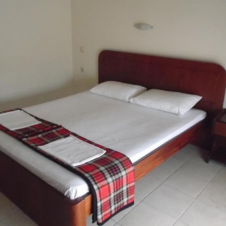 Christos Rooms Stavros  Buitenkant foto